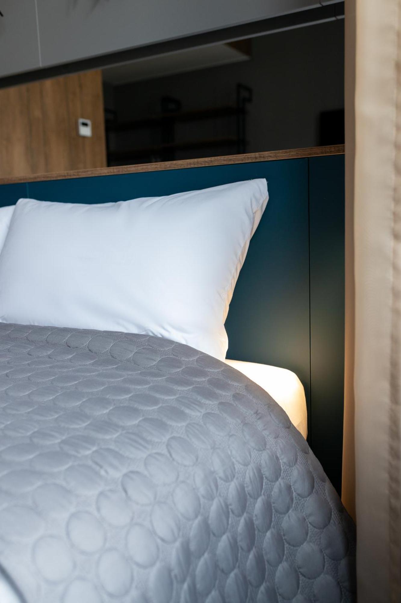 Four Sisters Luxury Rooms In Siauliai Esterno foto