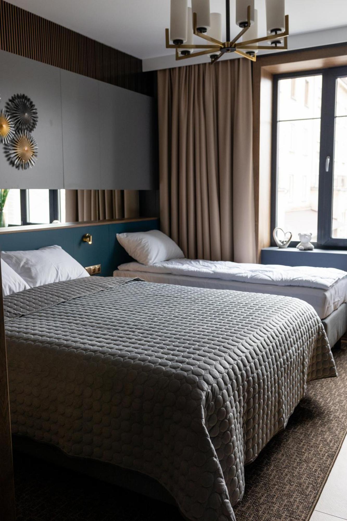 Four Sisters Luxury Rooms In Siauliai Esterno foto